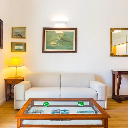 De Sangro By Napoliapartments Neapel